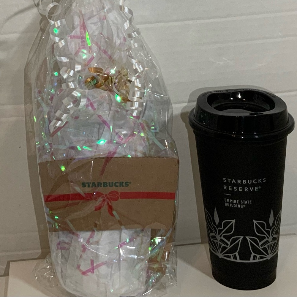 New York Starbucks Reserve Roastery Empire State Building Black Reusable Cup